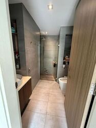 Grandeur 8 (D20), Condominium #629370471
